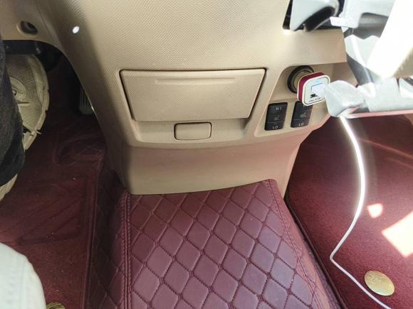 [上海·沪F] 二手丰田普瑞维亚2012款 3.5L 7人座豪华型