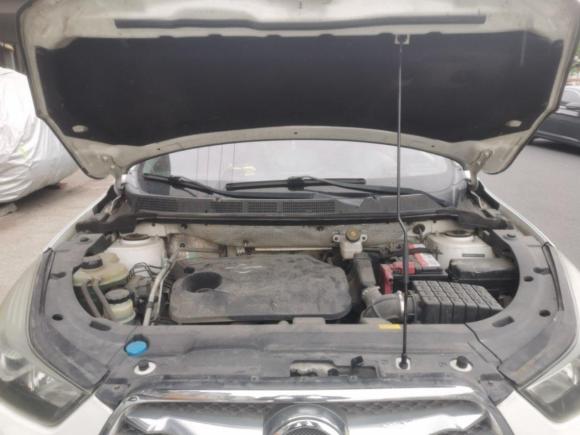 [宁波·苏A] 二手海马海马S52015款 1.6L 手动智能豪华型