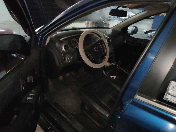 [上海·津J] 二手双龙爱腾2011款 2.3L 两驱舒适汽油版