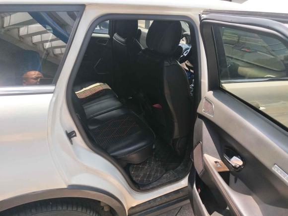 [无锡·皖P] 二手陆风陆风X72018款 劲越 1.5T 全景尊贵型