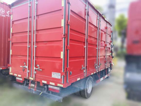 [南通·苏F] 二手东风御风P162020款 2.4T汽油两驱舒适型长轴国VI 4K22D4T