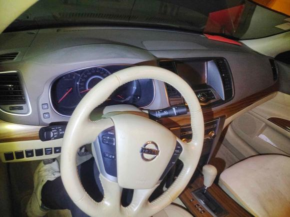 [上海·沪L] 二手日产天籁2011款 2.5L XL领先版