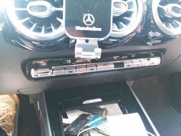 [无锡·苏B] 二手奔驰奔驰GLB2021款 GLB 200 时尚型