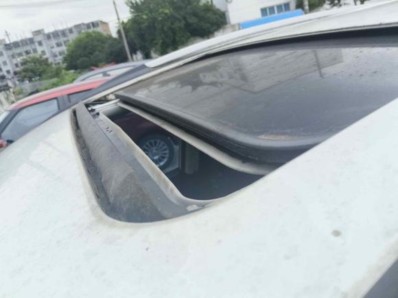 [温州·浙C] 二手哈弗哈弗H62015款 运动版 1.5T 自动两驱豪华型