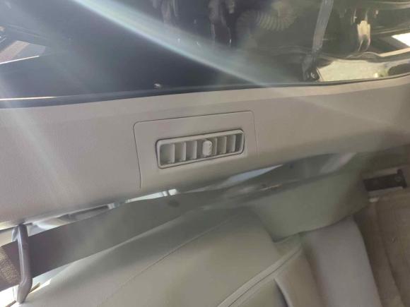 [北京·京N] 二手雷诺科雷傲2010款 2.5L 两驱舒适型