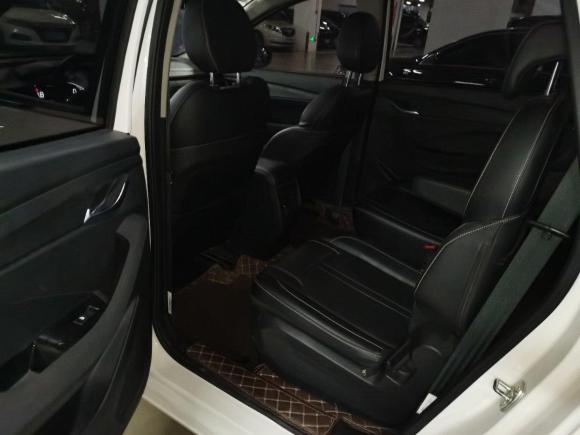 [南京·苏A] 二手宝骏宝骏3602018款 1.5L 手动精英型 国V