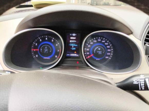 [合肥·皖A] 二手现代胜达2013款 2.4L 自动两驱舒适型