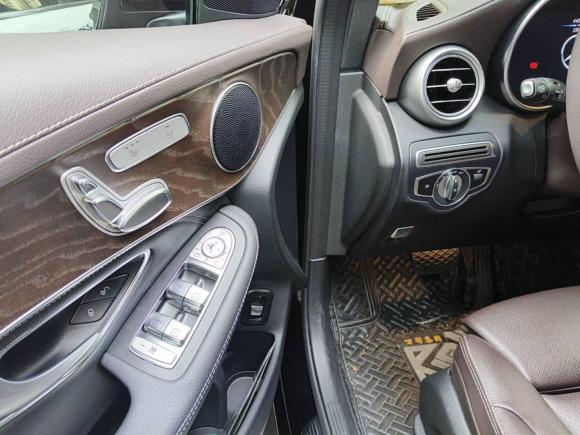 [南京·苏A] 二手奔驰奔驰GLC2020款 改款 GLC 260 L 4MATIC 豪华型