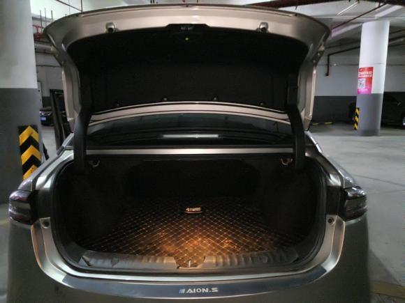 [广州·粤A] 二手埃安AION S Plus2022款 70 智领版