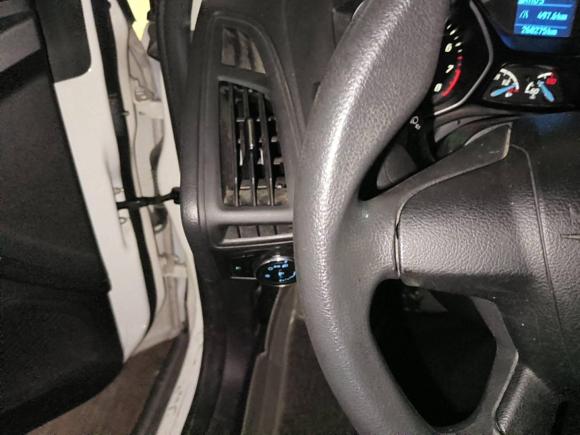 [嘉兴·浙F] 二手福特福克斯2012款 两厢 1.6L 自动舒适型