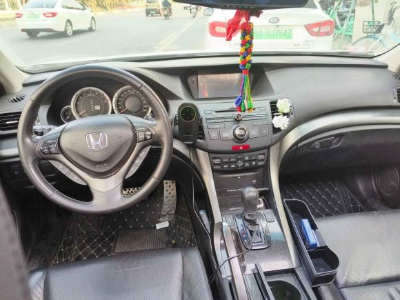 [成都·川A] 二手本田思铂睿2013款 2.0L 尊贵版