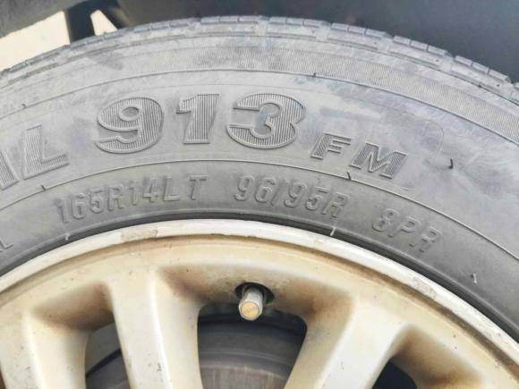 [苏州·苏E] 二手日产日产NV2002011款 1.6L 232座 尊雅型