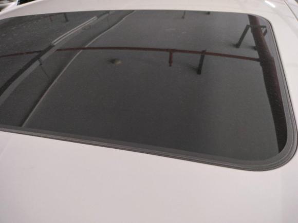 [上海·沪A] 二手雪铁龙雪铁龙C52013款 2.3L 自动尊驭型