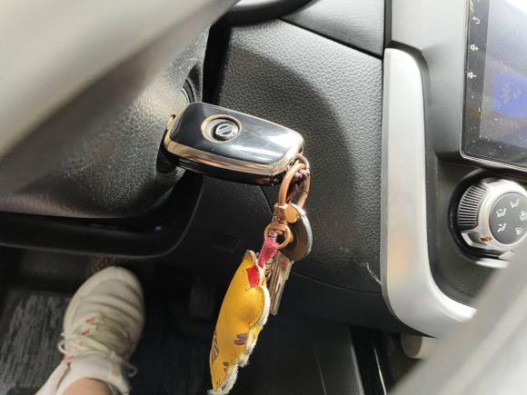 [无锡·苏B] 二手日产骐达TIIDA2016款 1.6L CVT酷动版