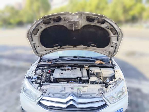 [成都·川A] 二手雪铁龙世嘉2016款 经典 三厢 1.6L 手动CNG