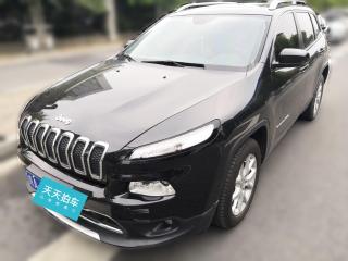 Jeep自由光2017款 2.0L 优越版