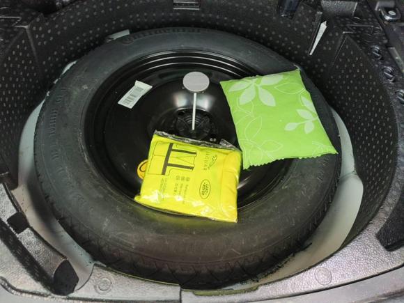 [广州·粤W] 二手路虎发现神行2019款 200PS PURE版 国VI