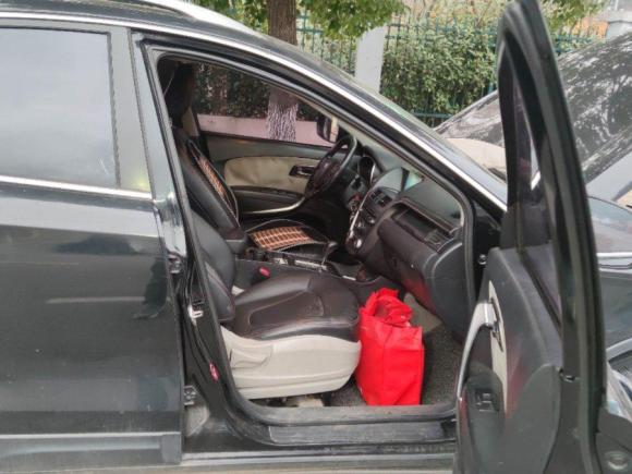 [宁波·浙B] 二手奔腾奔腾X802015款 2.0L 自动舒适周年纪念型