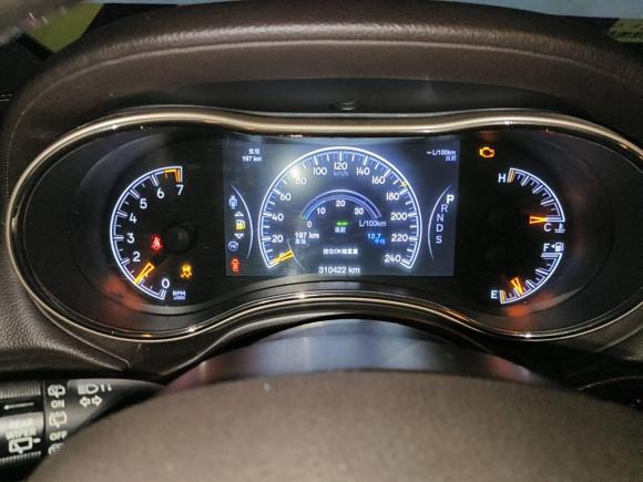 [成都·川A] 二手Jeep大切诺基2014款 3.6L 旗舰尊悦版