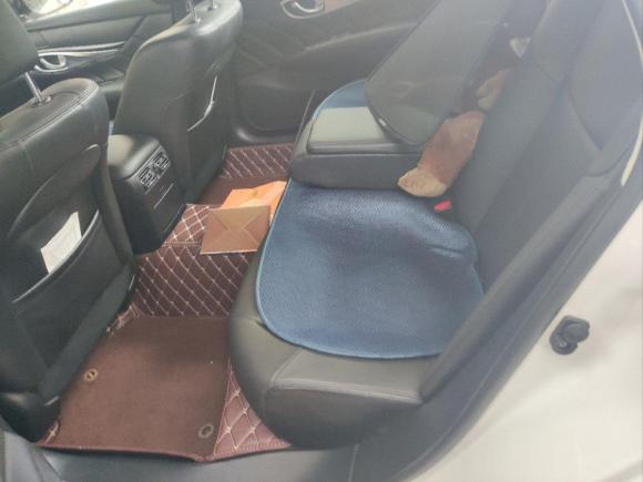 [西安·陕A] 二手英菲尼迪英菲尼迪Q702017款 Q70L 2.5L 精英版