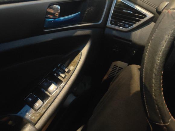 [苏州·苏E] 二手长安逸动XT2016款 1.6L 手动俊酷型