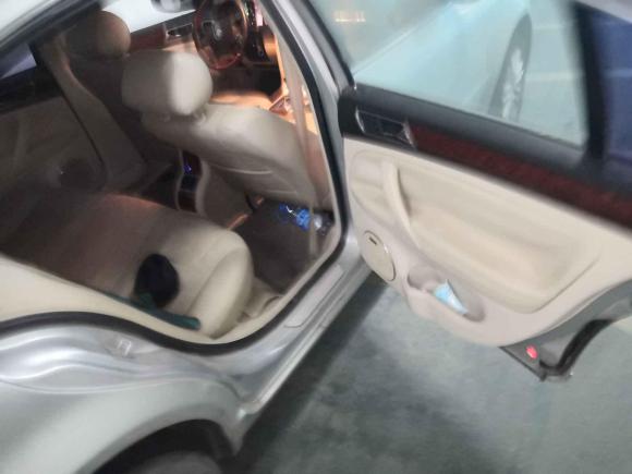 [西安·陕U] 二手大众Passat领驭2009款 1.8T 自动尊品型