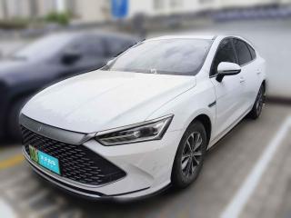 比亚迪秦PLUS2023款 冠军版 DM-i 55KM领先型