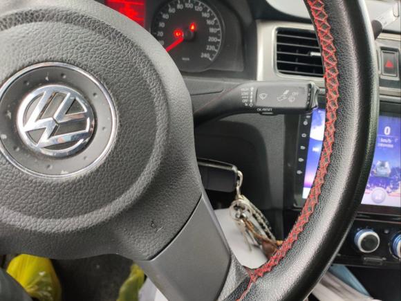 [上海·沪C] 二手大众桑塔纳2013款 1.6L 手动舒适版