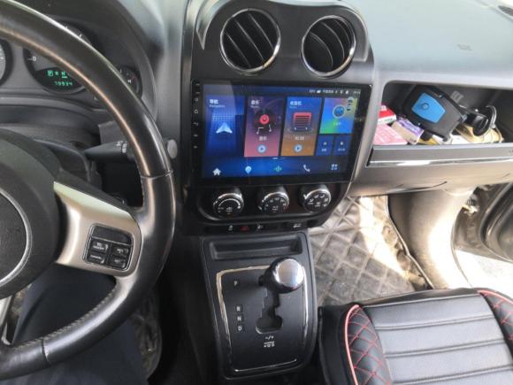 [无锡·苏B] 二手Jeep自由客2012款 2.4 运动版