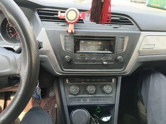 [南通·苏F] 二手大众途安2016款 途安L 280TSI 手动风尚版