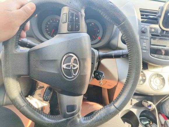 [无锡·苏B] 二手丰田RAV4荣放2011款 2.4L 自动四驱豪华版