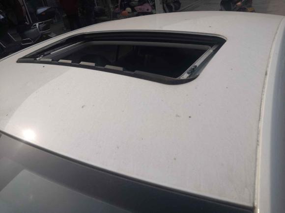 [金华·浙G] 二手荣威荣威i52019款 1.5L 手动4G互联领豪旗舰版