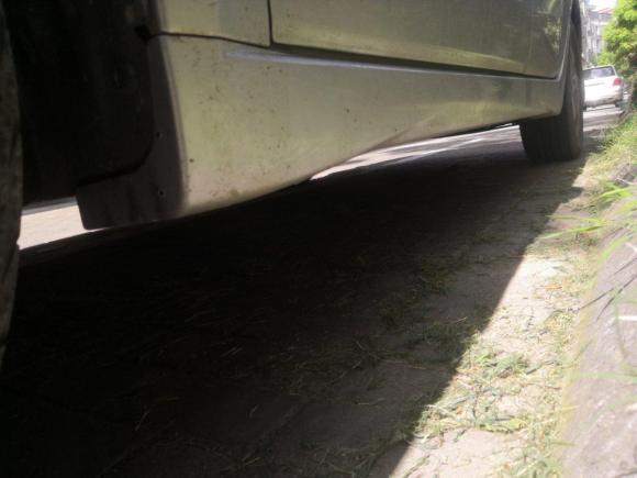 [南通·苏K] 二手三菱格蓝迪2006款 2.4 七人绒布版