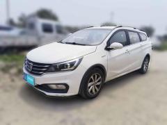 [济南·鲁A] 宝骏宝骏310W2017款 1.5L 手动时尚型 国VI