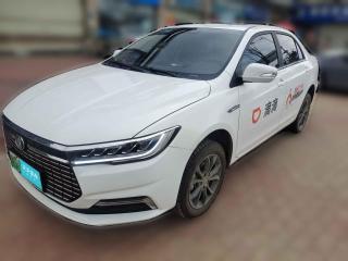 比亚迪秦新能源2021款 出行版