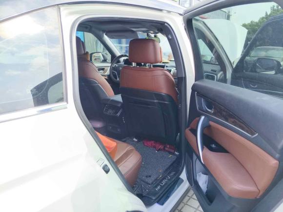 [广州·粤A] 二手本田本田UR-V2017款 370TURBO 两驱尊贵版 国V