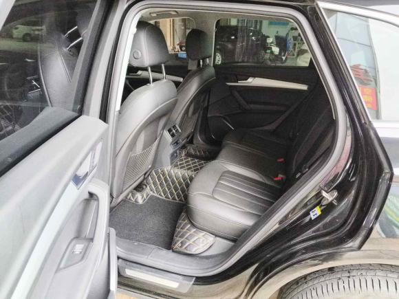 [芜湖·粤A] 二手奥迪奥迪Q5L2020款 改款 40 TFSI 荣享时尚型