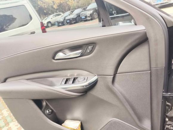 [南京·苏A] 二手凯迪拉克凯迪拉克XT42024款 28T 两驱豪华型