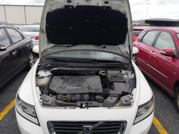 [上海·沪C] 二手沃尔沃沃尔沃S402009款 2.0L 自动智雅版