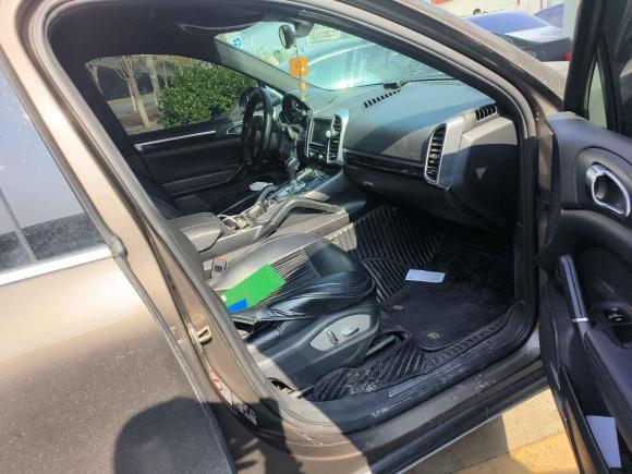 [广州·皖N] 二手保时捷Cayenne2011款 Cayenne S 4.8L