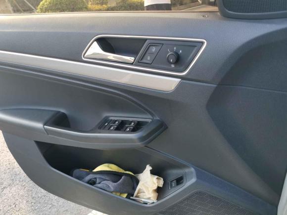 [苏州·苏E] 二手大众朗逸2015款 1.6L 手动舒适版