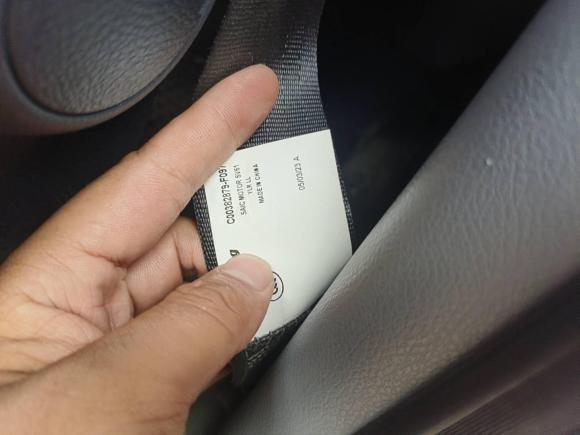 [合肥·皖A] 二手上汽大通MAXUS新途V802023款 2.0T 手动经典傲运通长轴中顶6/7/8/9座