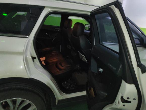 [无锡·苏B] 二手陆风陆风X72015款 2.0T 全景旗舰版