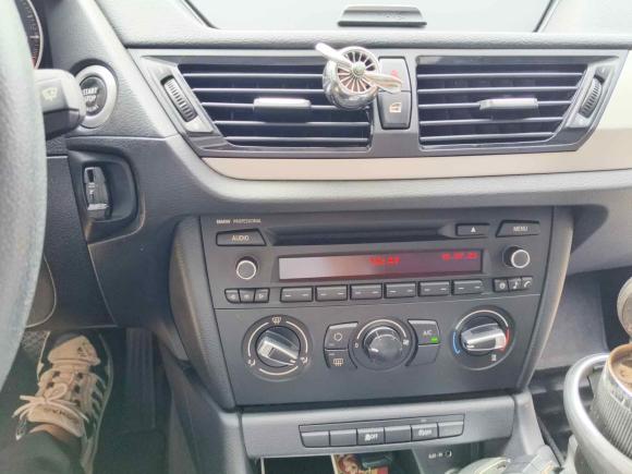 [上海·沪B] 二手宝马宝马X12014款 sDrive18i 时尚型