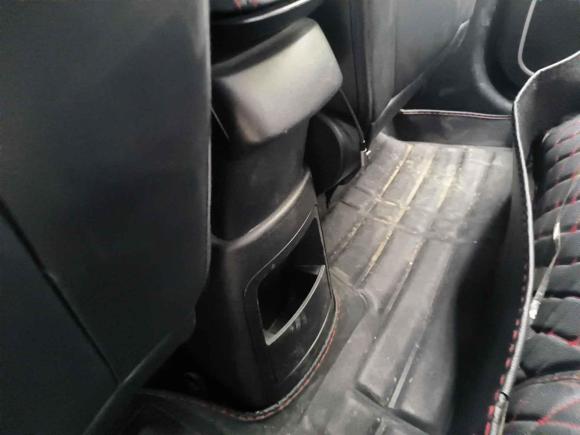 [广州·粤S] 二手中华中华V32016款 1.5T 自动旗舰型