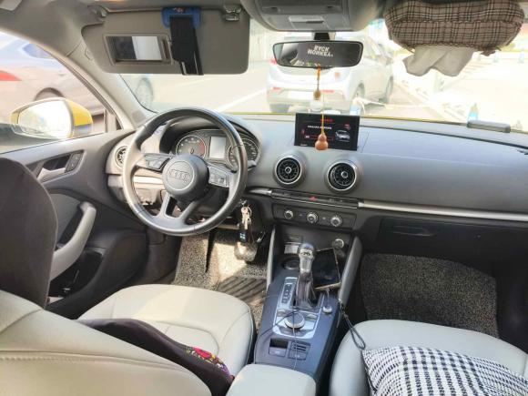 [青岛·鲁B] 二手奥迪奥迪A32018款 30周年年型 Limousine 35 TFSI 进取型