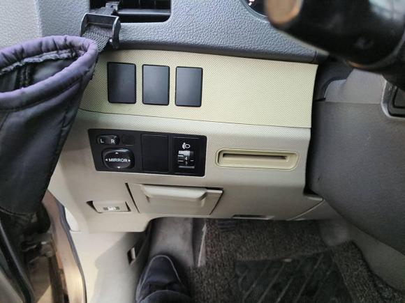 [义乌·浙G] 二手比亚迪比亚迪M62013款 2.4L 手动舒适型