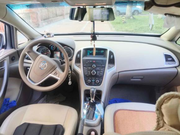 [上海·鲁A] 二手别克英朗2013款 GT 1.6L 自动时尚版