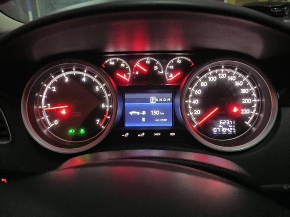 [上海·沪C] 二手标致标致5082011款 2.3L 自动旗舰版