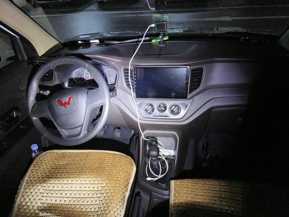 [深圳·粤B] 二手五菱汽车五菱宏光V2022款 1.5L劲享版电动助力LAR